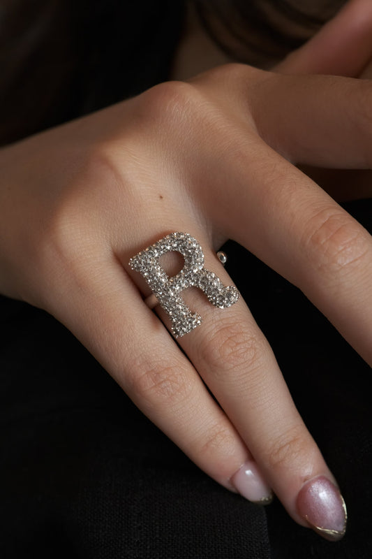 レディースアクセサリー アルファベットリング イニシャルリング スワロフスキー シルバー