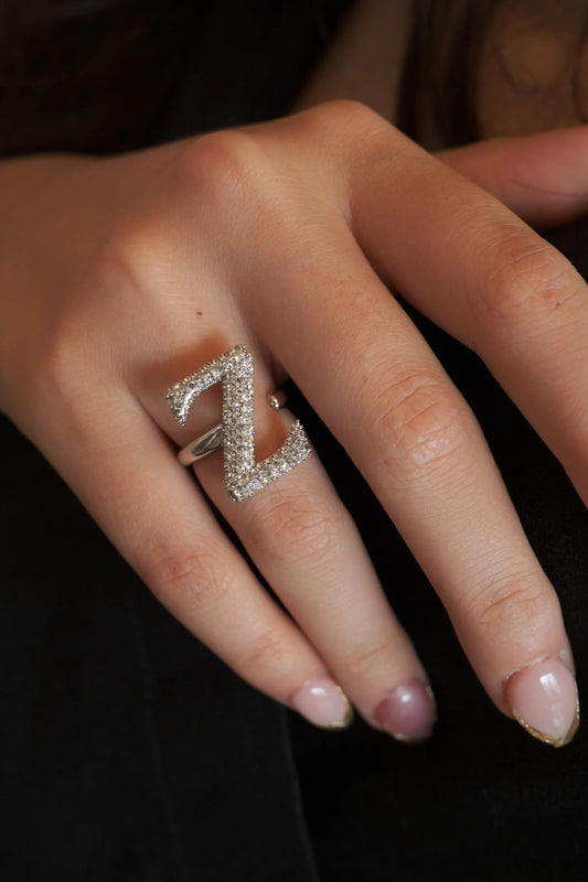レディースアクセサリー アルファベットリング イニシャルリング スワロフスキー シルバー