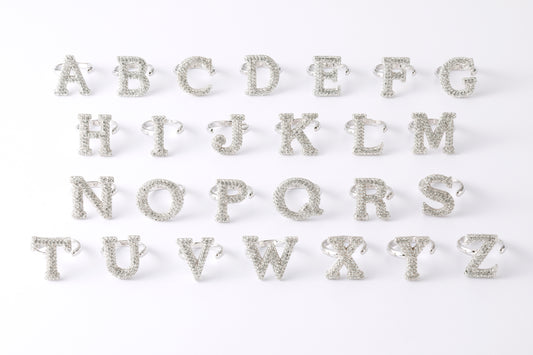 A-Z 26文字アルファベットリング イニシャルリング スターリングシルバー925製 ロジウム・コーティング フリーサイズ